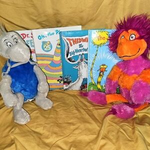Dr. Seuss 4 Hardback Books & 2 Character Plush Bundle